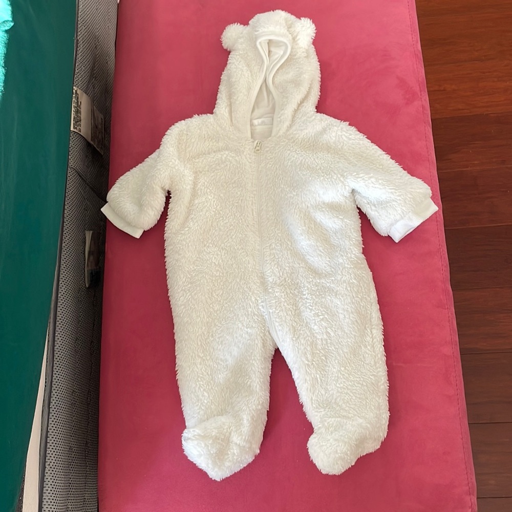 Cutest polar bear baby warm outfit